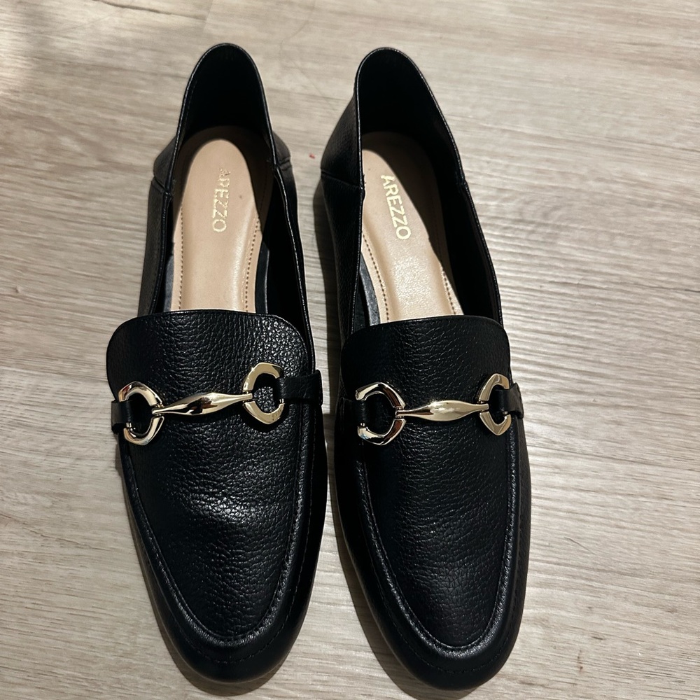 BRAND NEW Arezzo Black Leather Loafers for Women